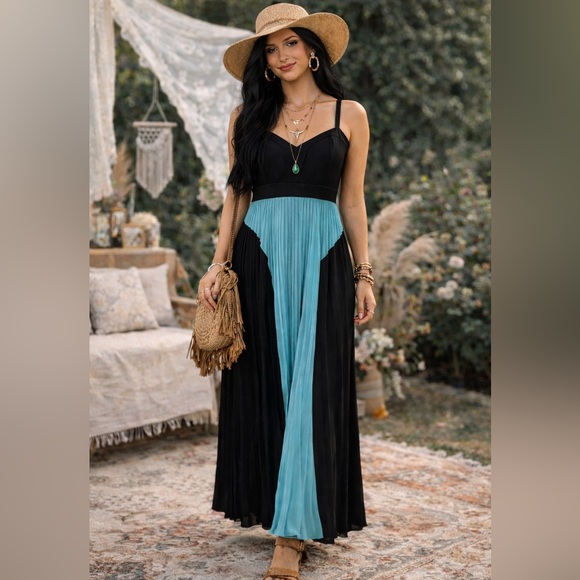 NWT ARDEN B Black and Blue Sleeveless Spaghetti Strap Maxi Dress Small COQUETTE - Picture 12 of 17